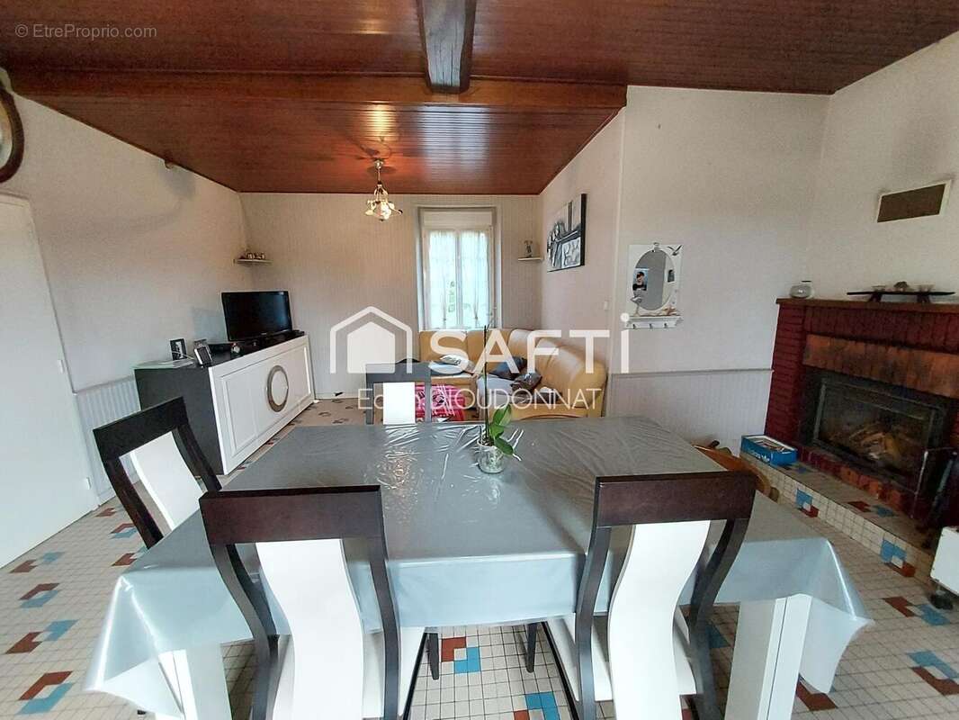 Photo 3 - Maison à LE CHAMP-SAINT-PERE
