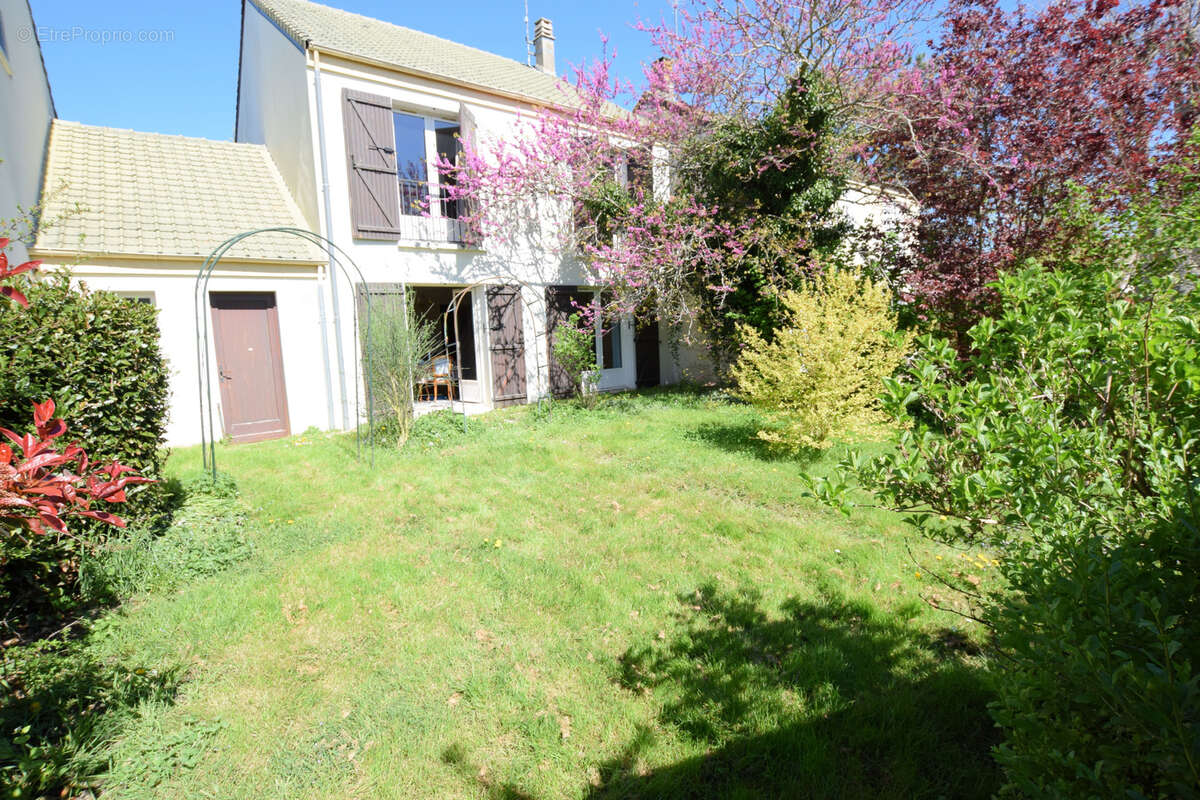 Maison à RAMBOUILLET