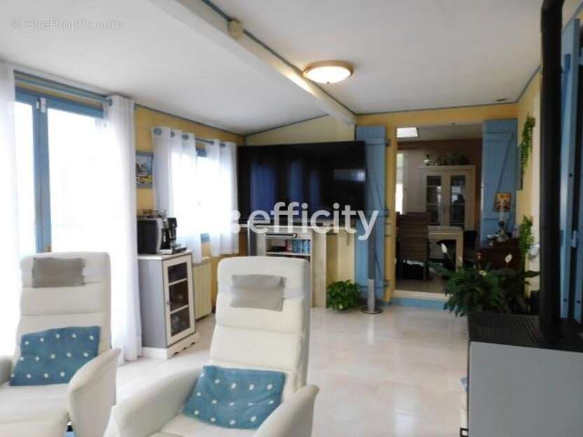 Maison à LES MATHES