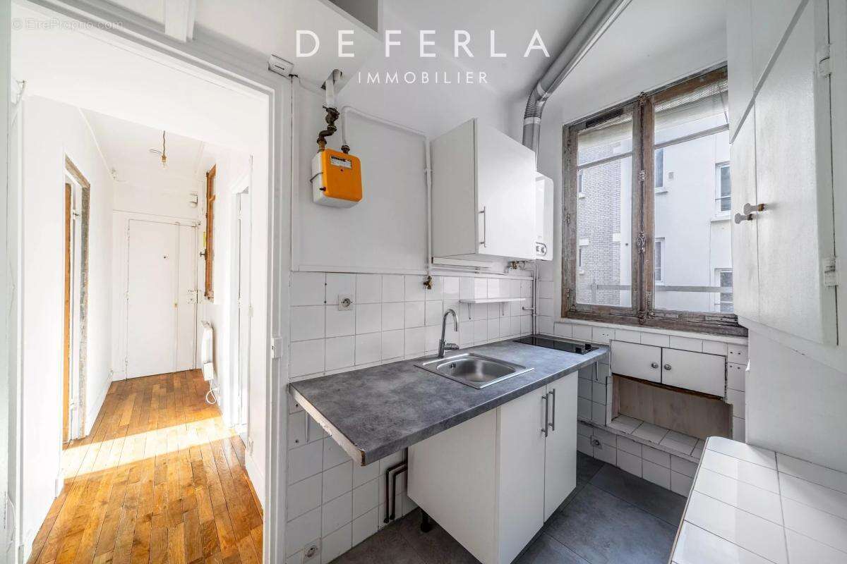 Appartement à PARIS-14E