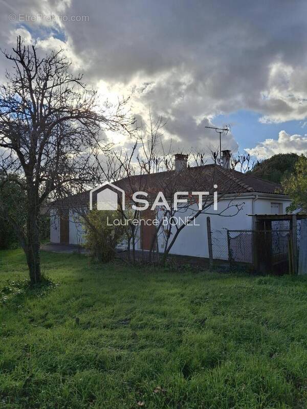 Photo 1 - Maison à SAINT-SYMPHORIEN