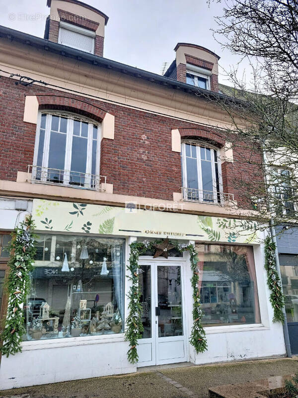 Appartement à LA FERE