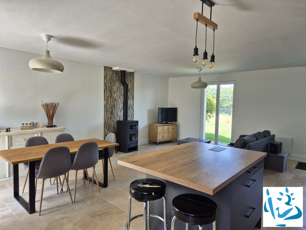 Maison 97 m² à Mortagne-Au-Perche  - photo 2