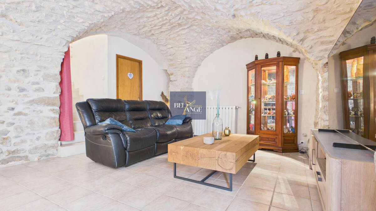 Maison à VALLON-PONT-D'ARC