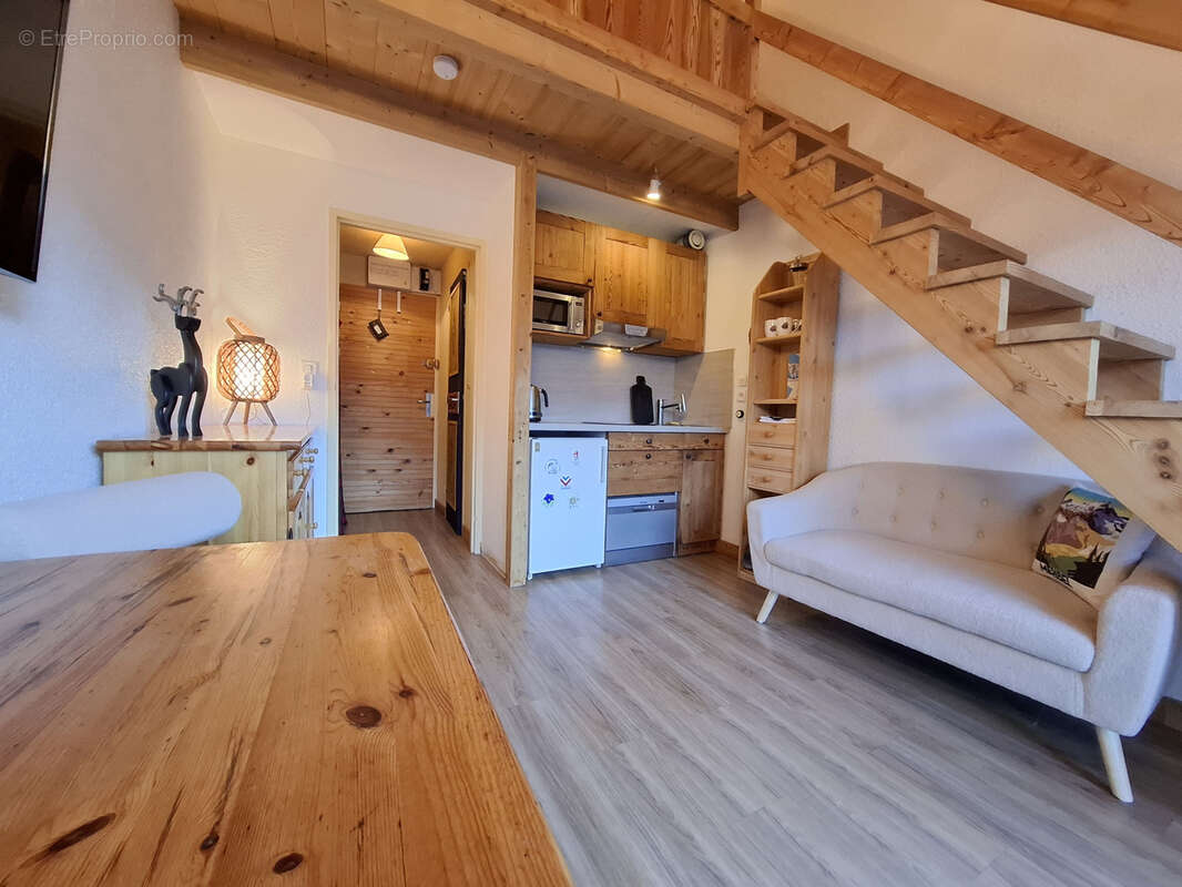 Appartement à LES ALLUES