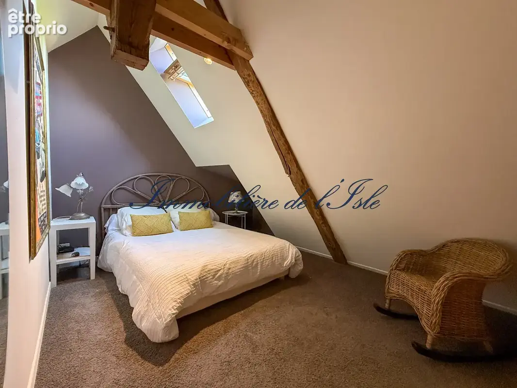 Maison de caractere avec piscine et panorama sur la vallée - photo 15