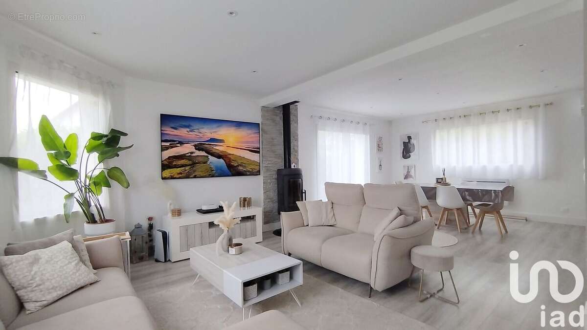 Photo 3 - Maison à SOTTEVILLE-SOUS-LE-VAL