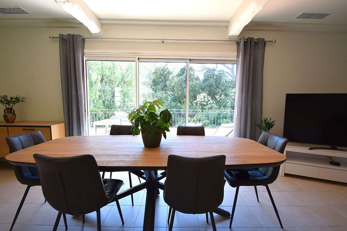 Appartement à SAINT-RAPHAEL