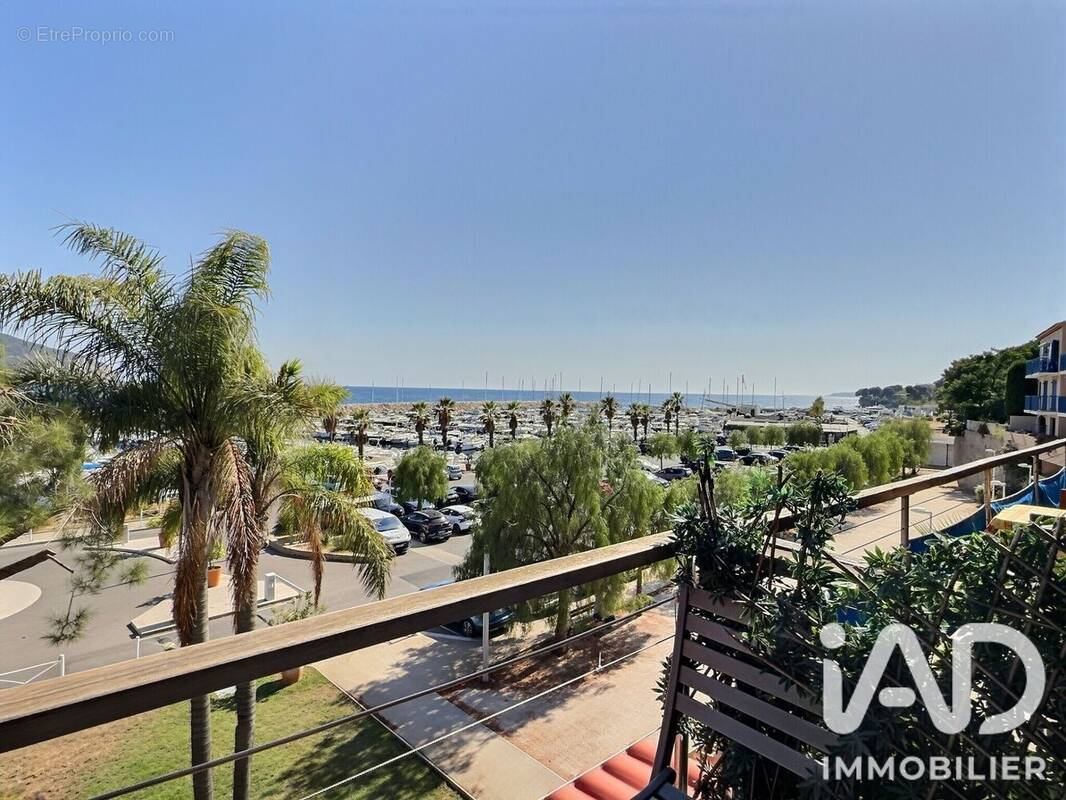 Photo 1 - Appartement à SAINT-CYR-SUR-MER