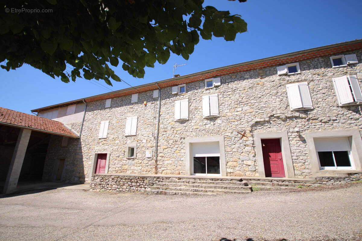 Maison à ILHAT