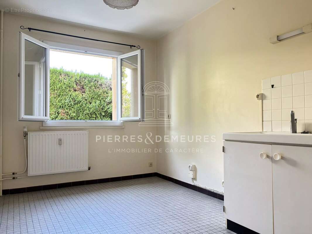 Appartement t2 climatise en rez-de-chaussee - photo 10