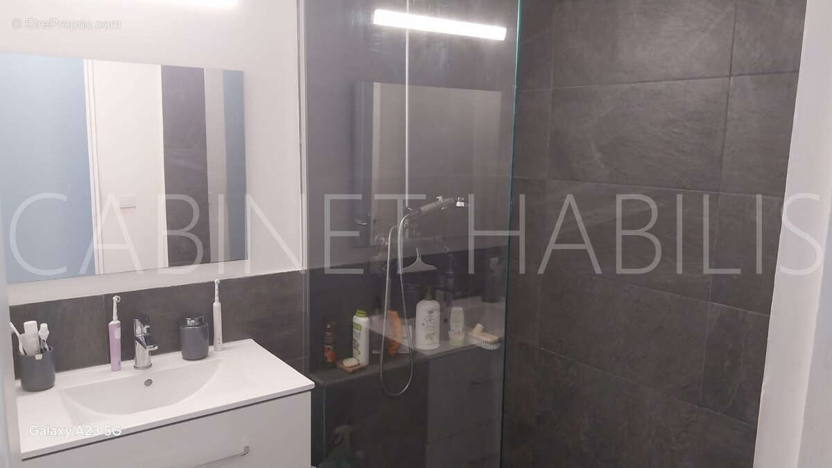 Appartement à SAINT-DENIS