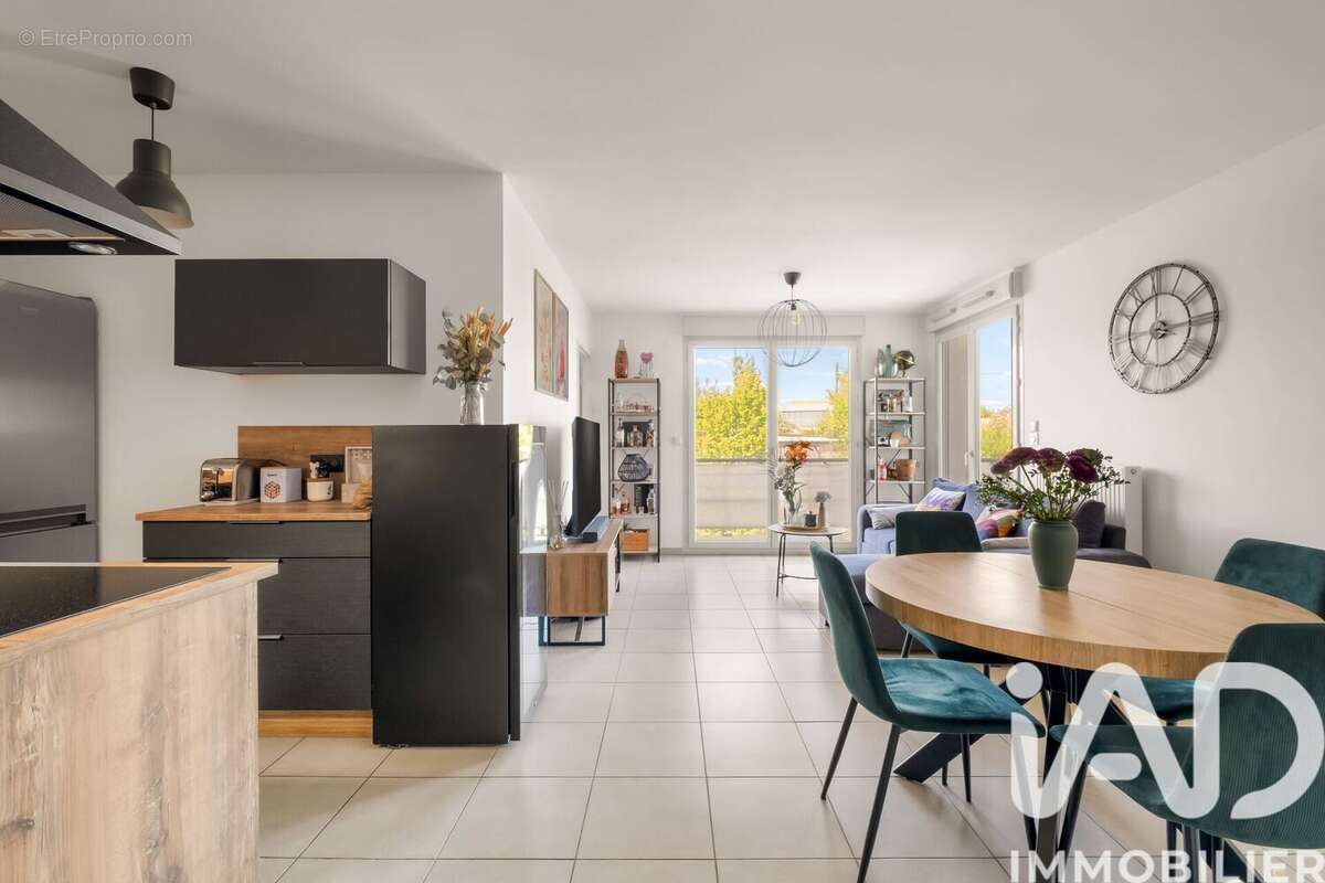 Photo 2 - Appartement à CRAPONNE