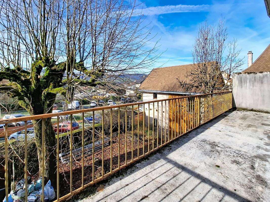 Maison à LES ECHELLES