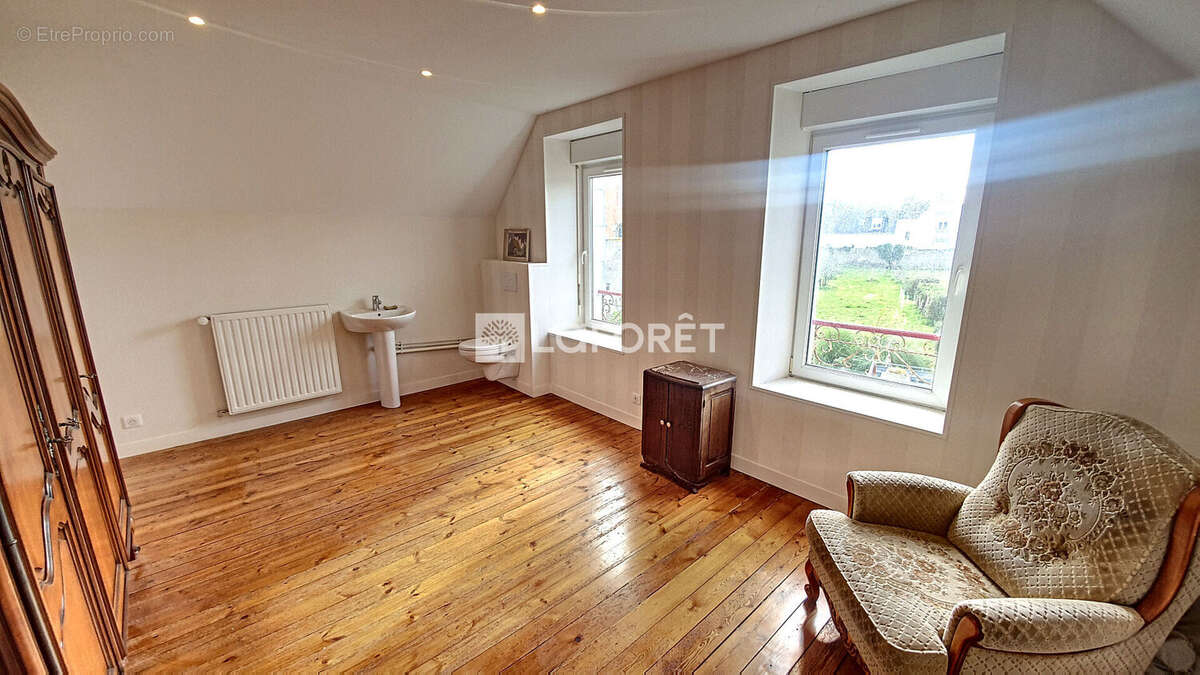 Appartement à TREFFIAGAT