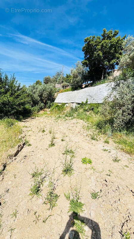 Terrain à FUVEAU