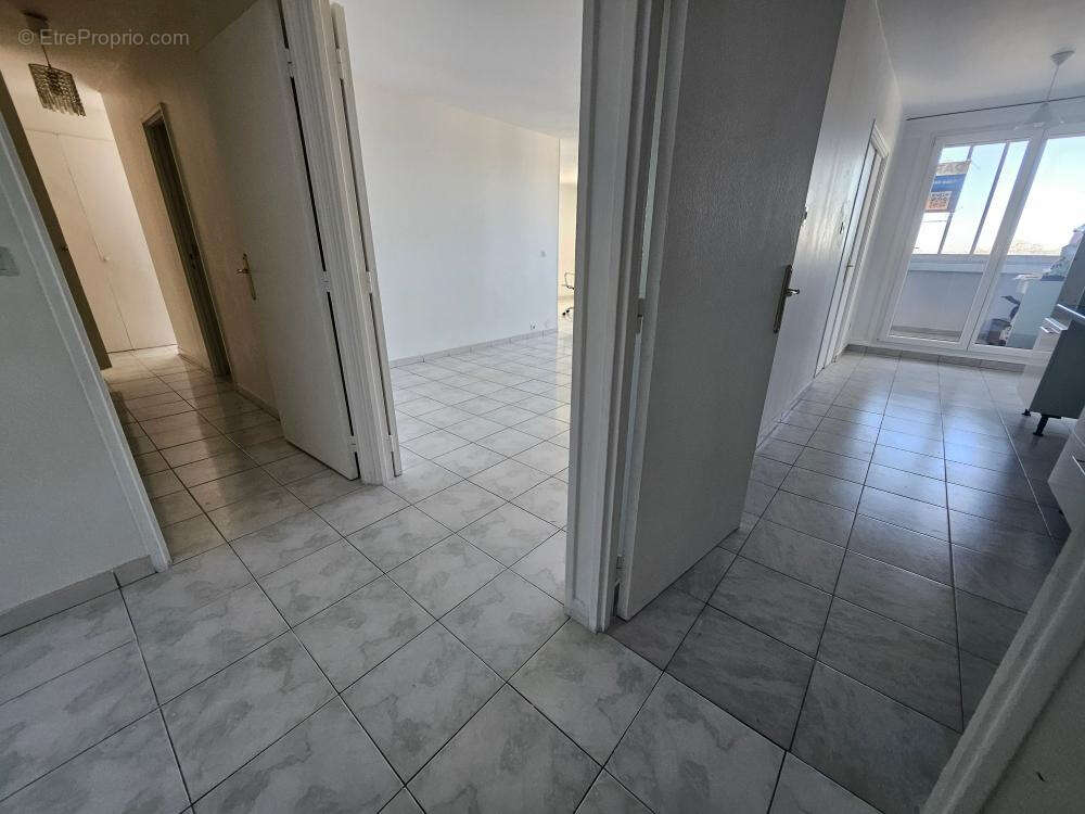 A vendre   Appartement de Standing 5 pièces - photo 4