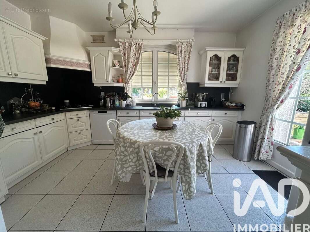 Photo 5 - Maison à BALLAINVILLIERS