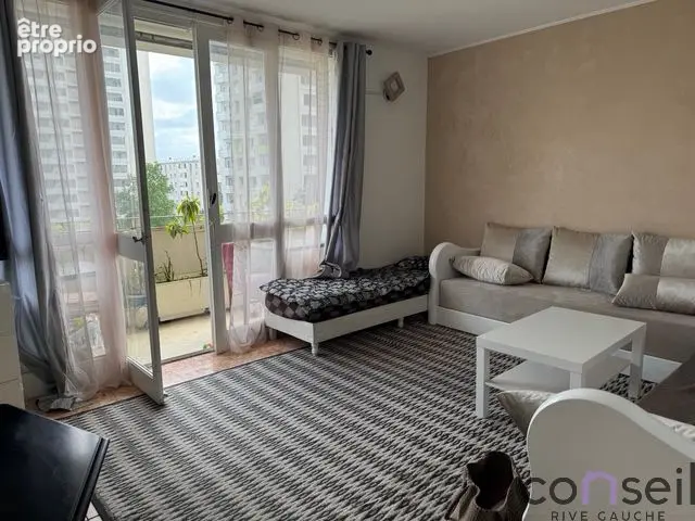Appartement 4 pièces 75 m² à vendre à Creteil (94000) - photo 3