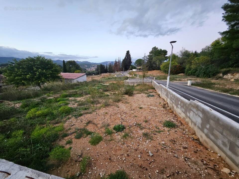 Terrain à ALLAUCH
