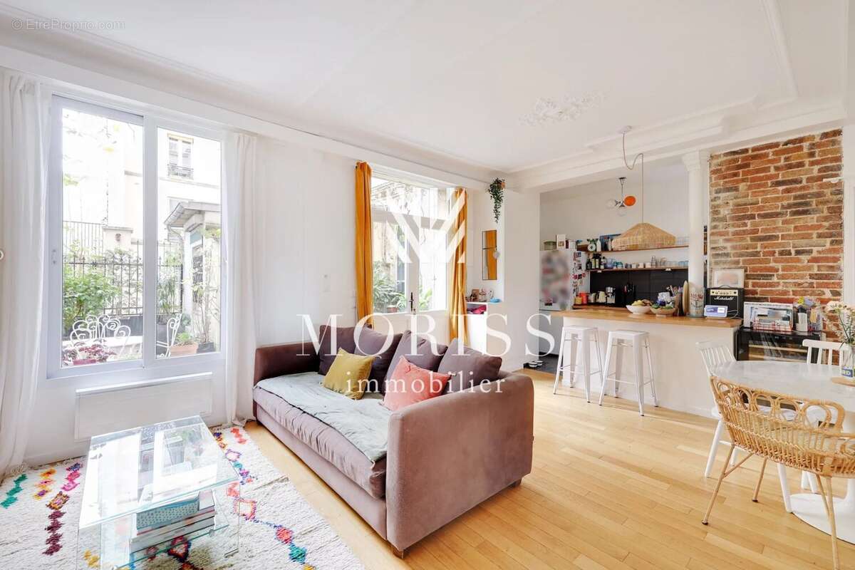 Appartement à PARIS-19E