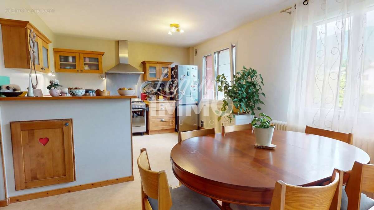 Appartement à SAINT-JORIOZ