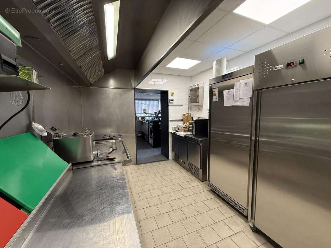 Photo 2 - Commerce à MESNIL-SAINT-PERE