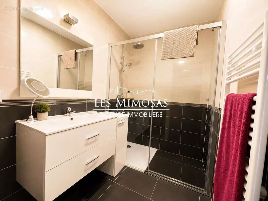 Appartement à FREJUS