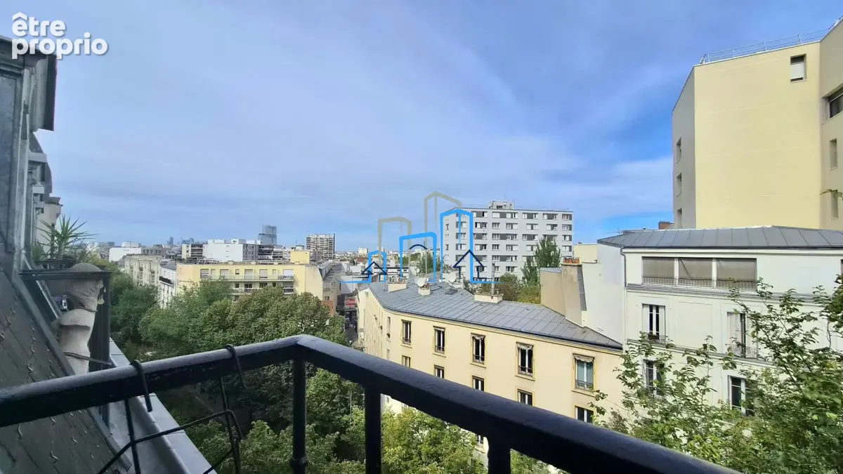 Appartement à PARIS-18E