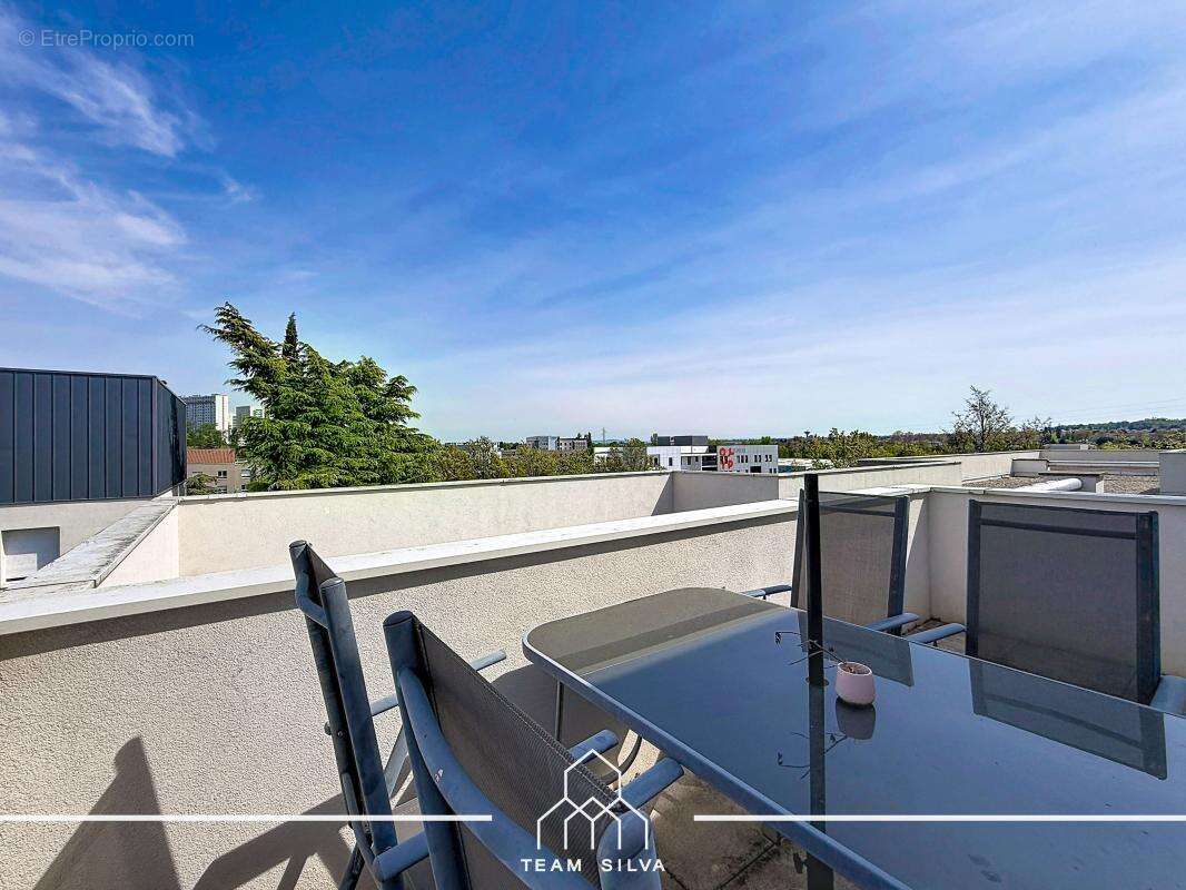 Appartement à VENISSIEUX