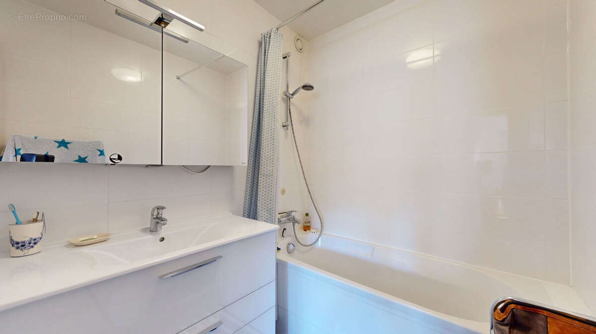 Appartement Bischheim 5 pièce(s) 105 m2, terrasse, parking, cave, proximité commodités - photo 9