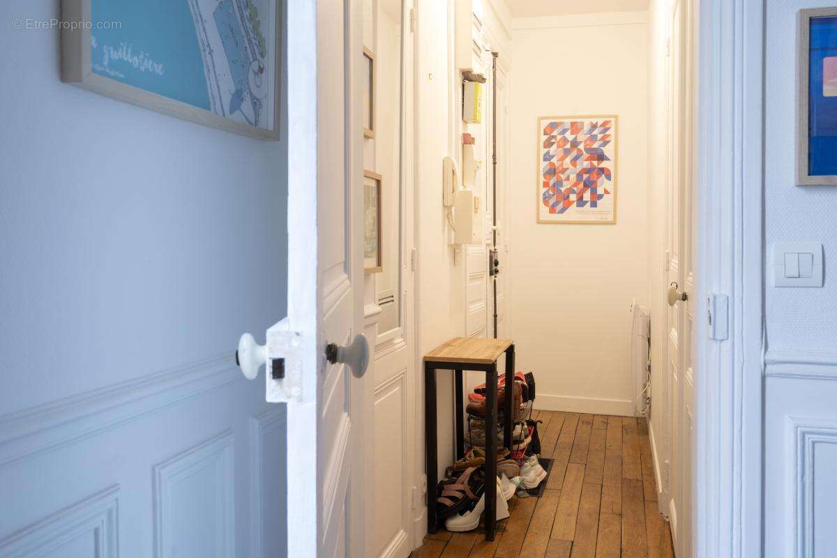 Appartement à PARIS-20E