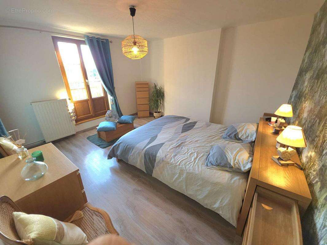 Maison à MOULINS-LA-MARCHE