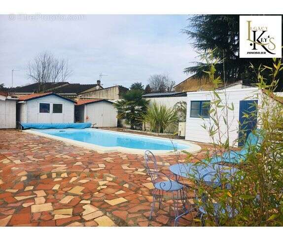 Maison à VILLENAVE-D'ORNON