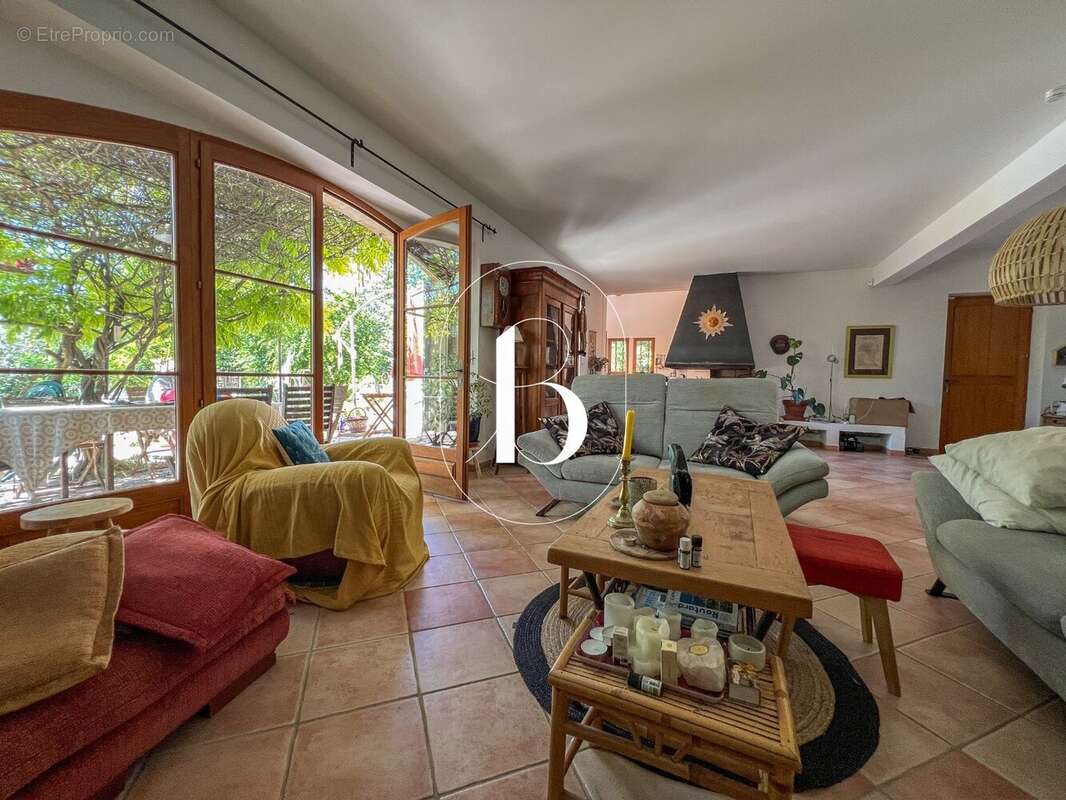 Maison à GOUDARGUES