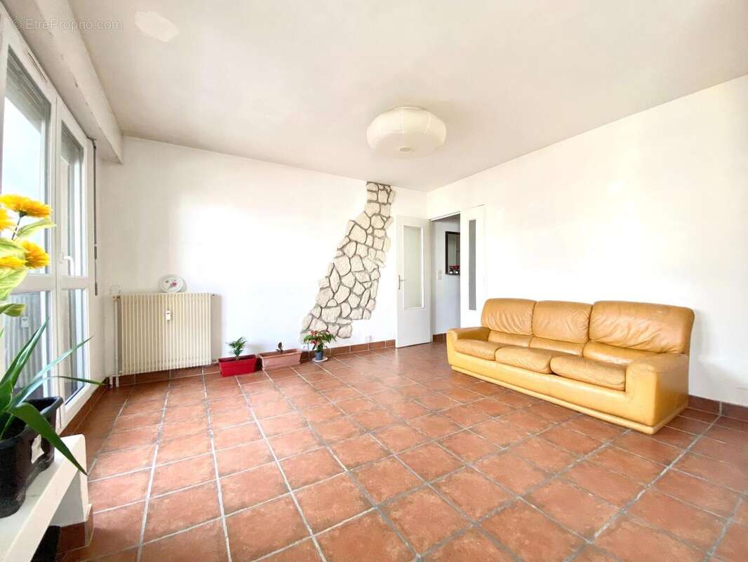 Photo 3 - Appartement à FRESNES