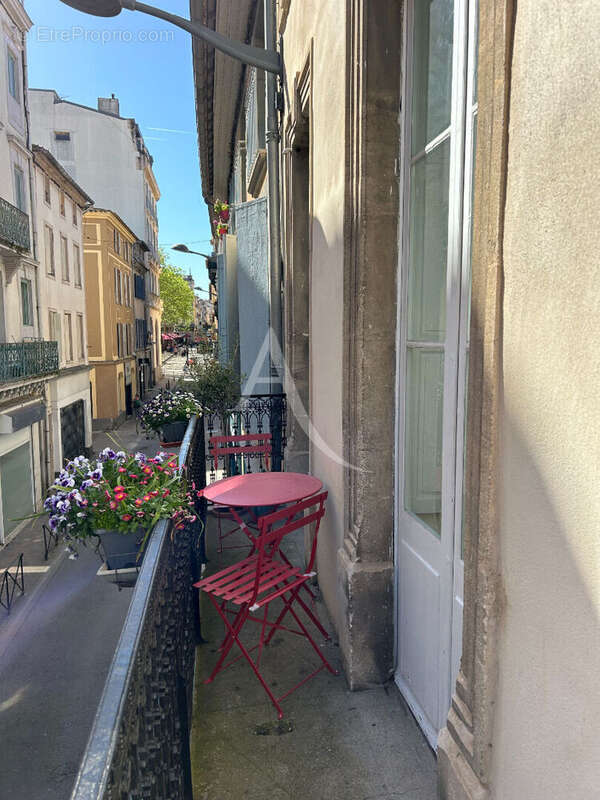 Immeuble Carcassonne : 1 local + 3 appartements T2 - photo 14