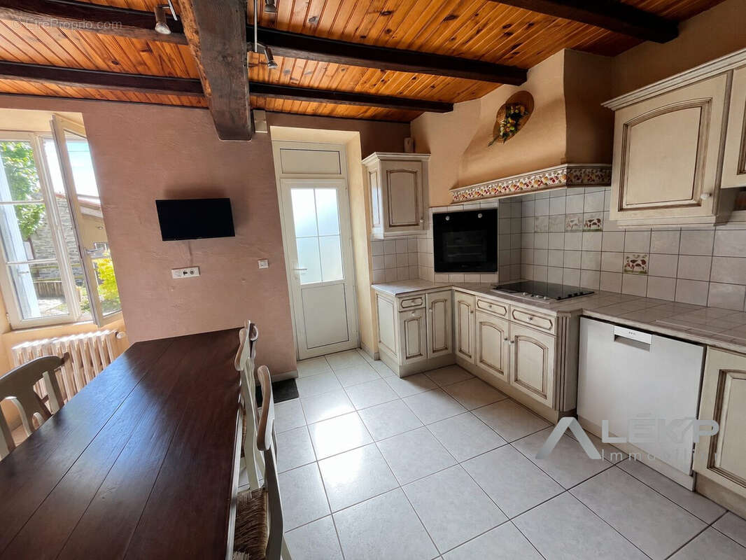 Maison 179 m² à Les Herbiers  - photo 3