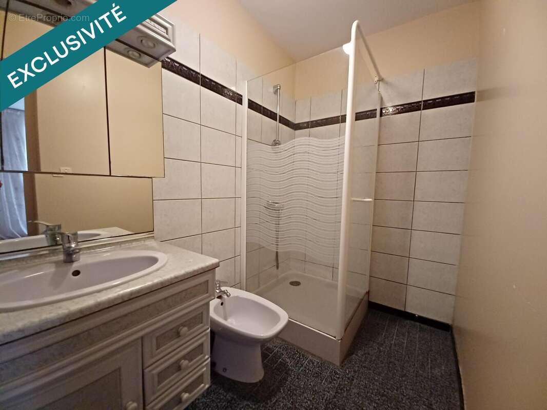 Photo 5 - Maison à AIGRE