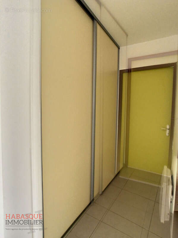 Maison à LAMPAUL-GUIMILIAU