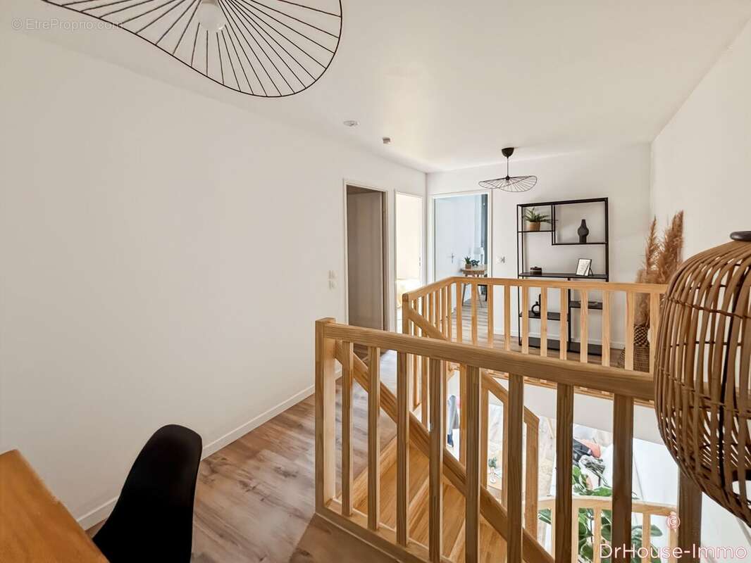Appartement 76 m² à Merignac  - photo 27