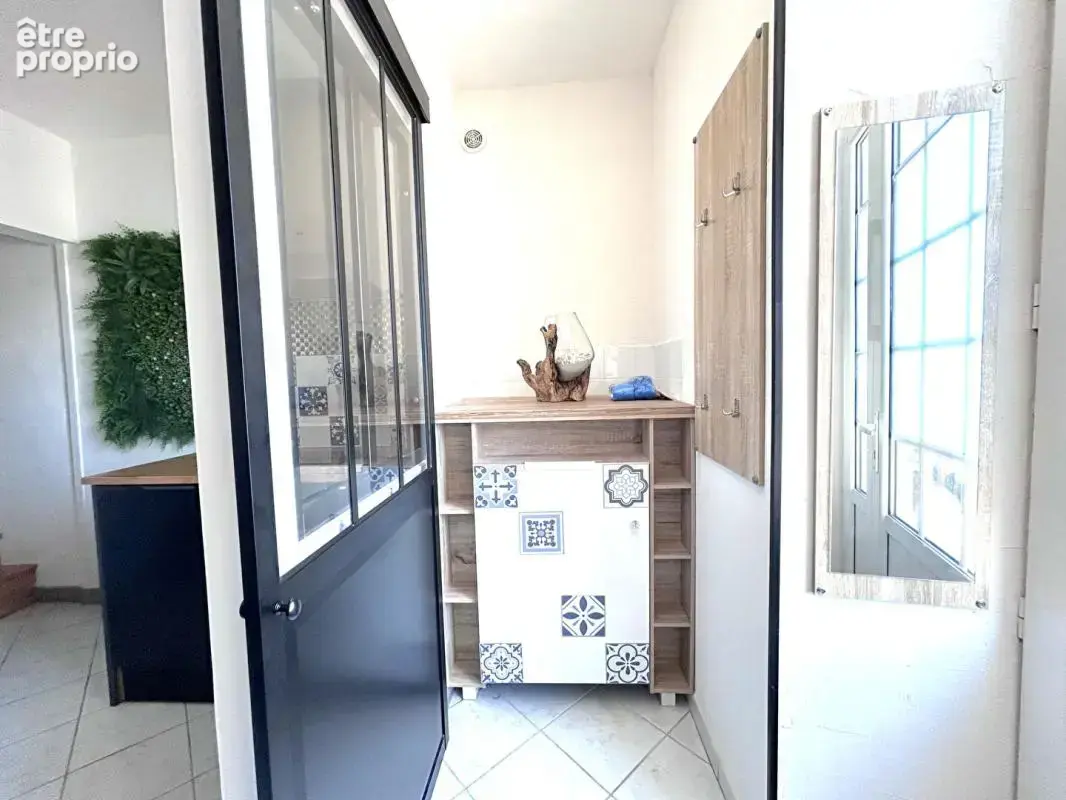 Maison rénovée 2 chambres + grenier aménageable à Fleuré - photo 2
