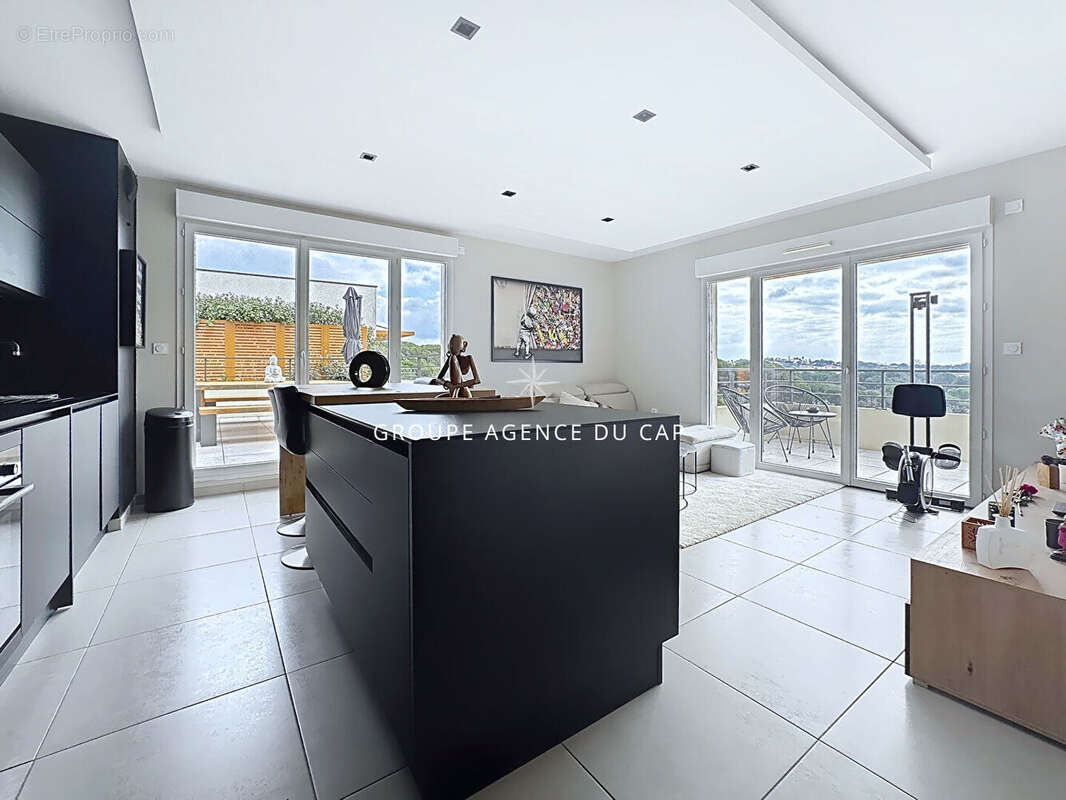 Appartement à FREJUS