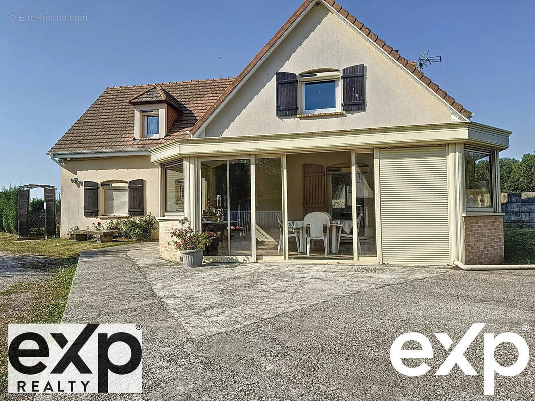 Maison à PACY-SUR-EURE