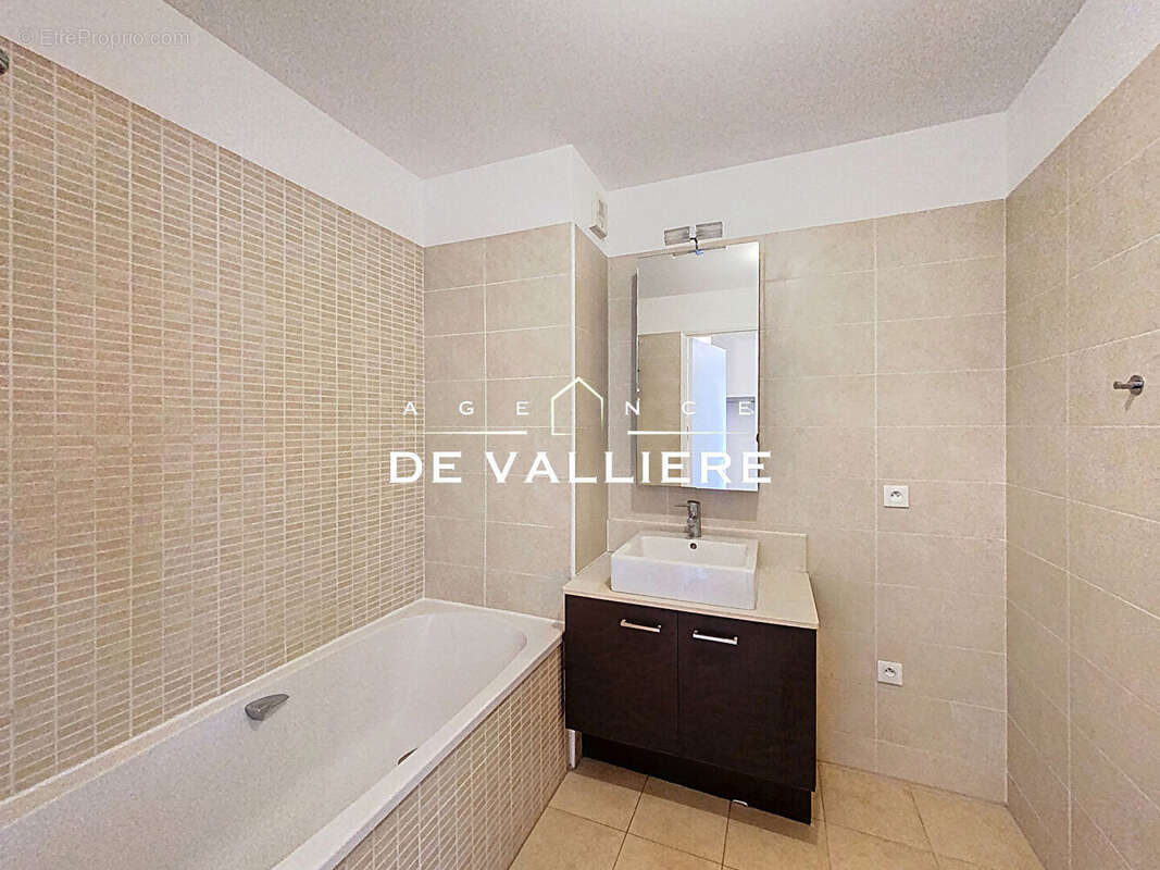 Appartement à SURESNES