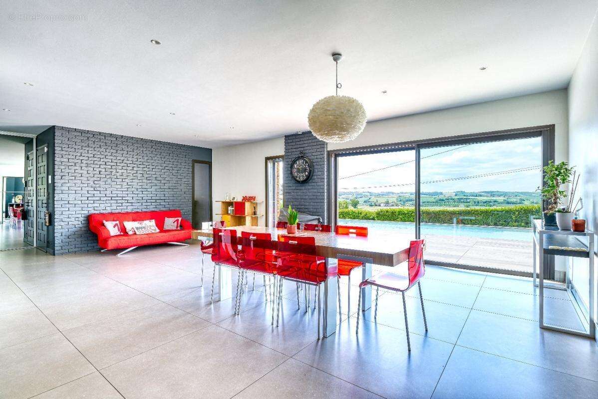 Maison à VILLETTE-DE-VIENNE