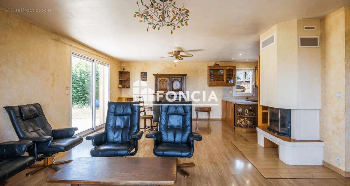 Ceignac, maison de plain-pied 95m2 avec cellier/cave et grand garage - photo 4