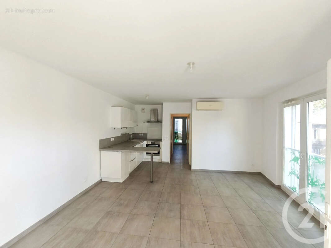 Appartement 53 m² à Toulon  - photo 6