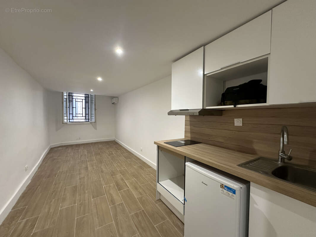 Appartement à MARSEILLE-2E