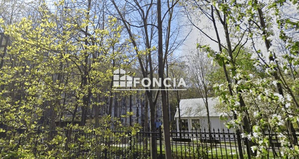 Appartement à LEVALLOIS-PERRET